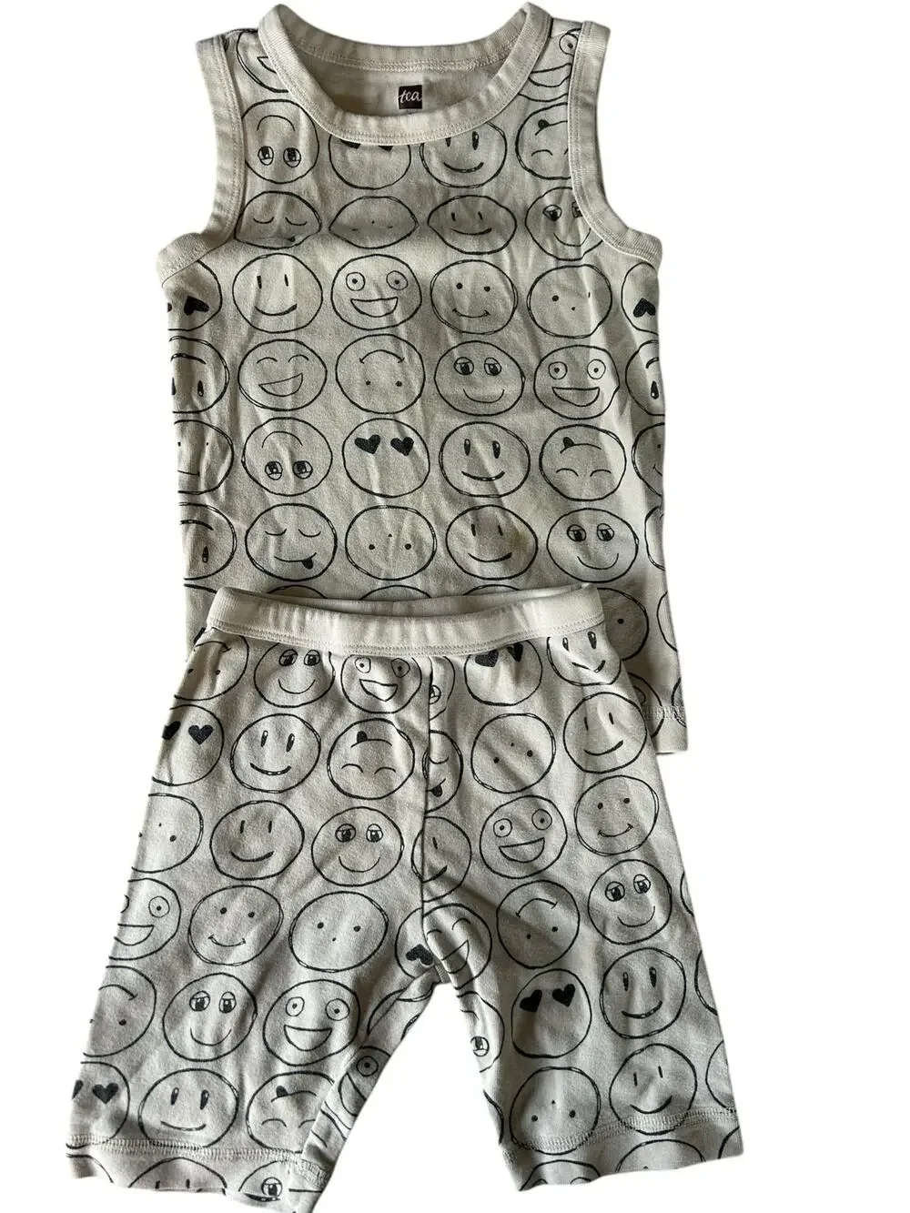 Tea Collection smile face pajams size 5